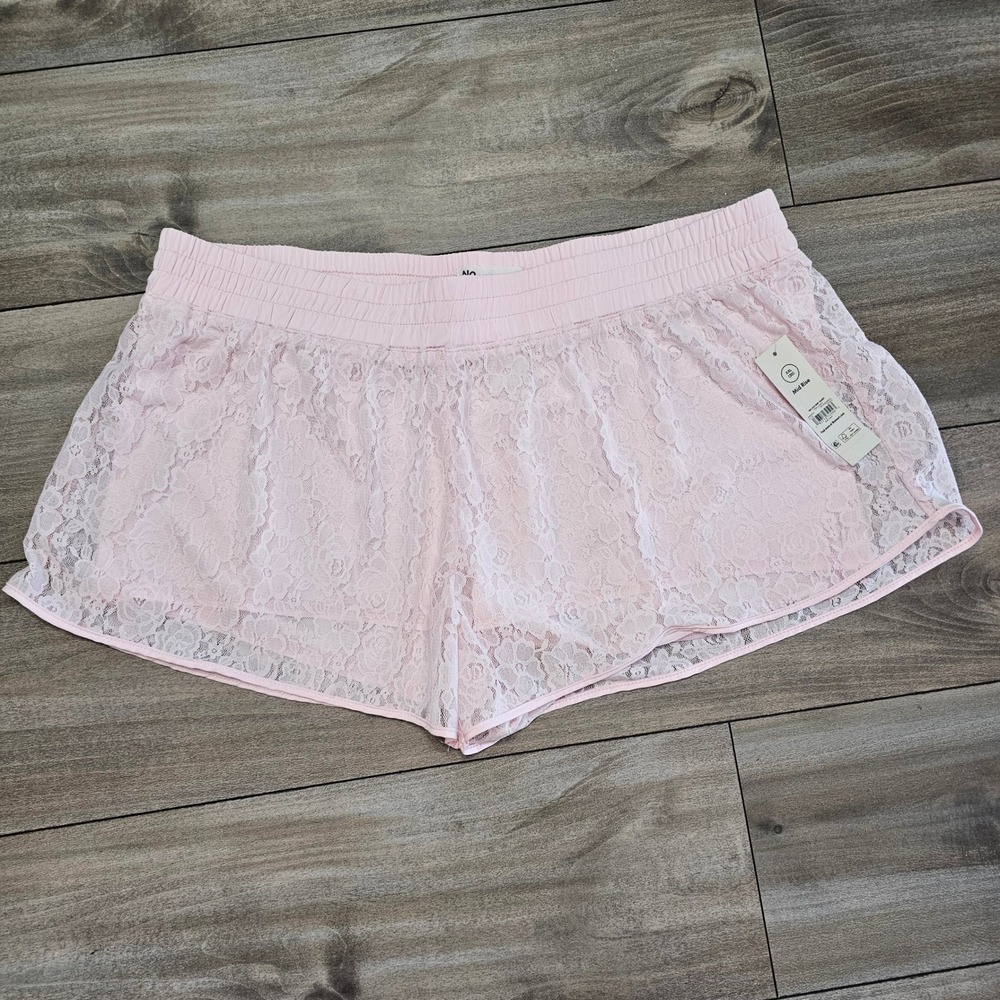 No Boundaries Pink Lace Knit Shorts XXL 20 Mid Rise Floral Elastic Waist NWT - Picture 5 of 9